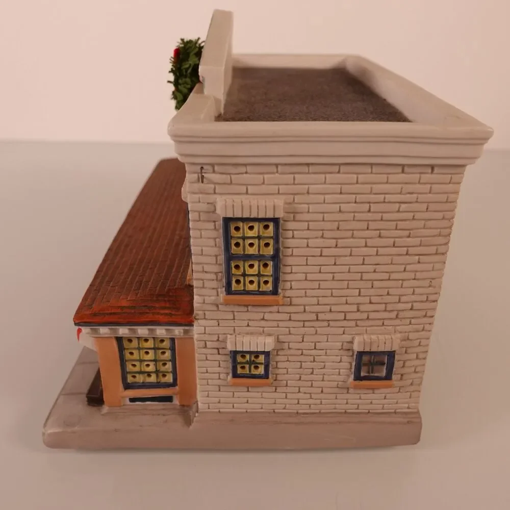Hawthorne Village Welcome to Mayberry Floyd's Barbershop 1994 with Wreath no Box
